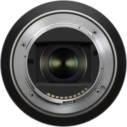 Tamron Lente 17-70mm f/2.8 Di III-A VC RXD para câmeras Sony E APS-C Mirrorless — imagem 7